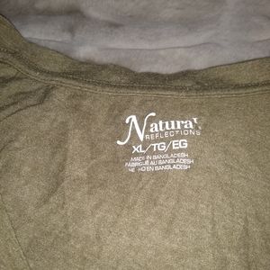 Natural V neck T shirt